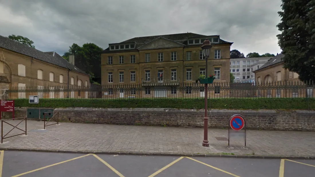Google Maps, collège Vrigne-aux-Bois
