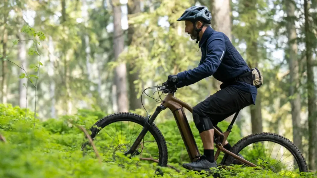 Des casques vendus chez Decathlon rappeles a cause d un defaut