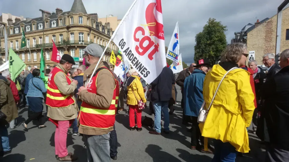 Manifestation à Charleville - Archives