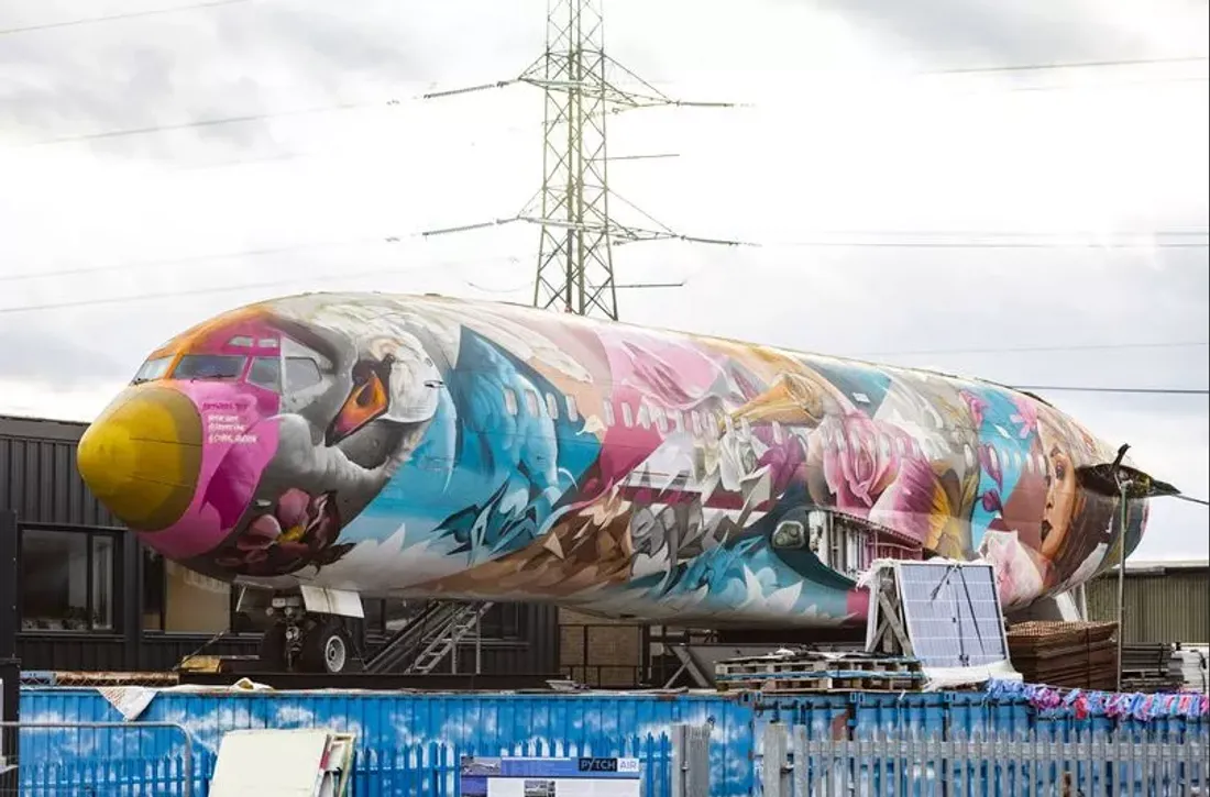 Avion 3