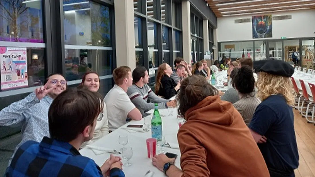 Etudiants confrerie 