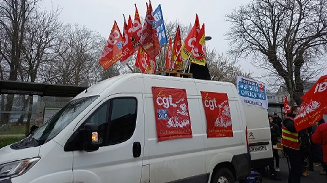 Manifestation à Charleville - archives