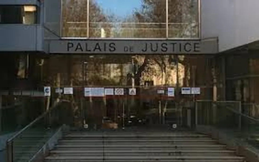  France : le policier impliqué dans la mort de Nahel jugé pour meurtre