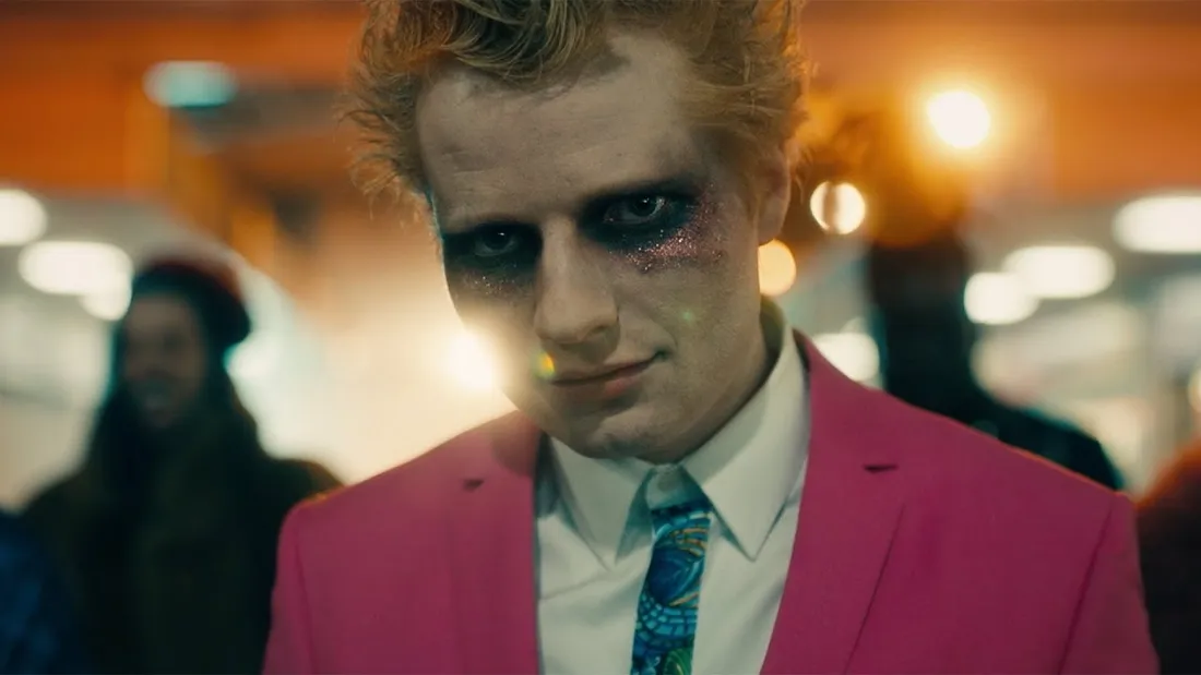 Ed Sheeran en vampire dans la vidéo de "Bad Habits"
