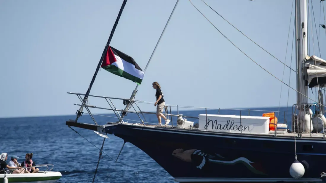 Intervention israélienne en mer : le navire humanitaire de Thunberg et Hassan stoppé