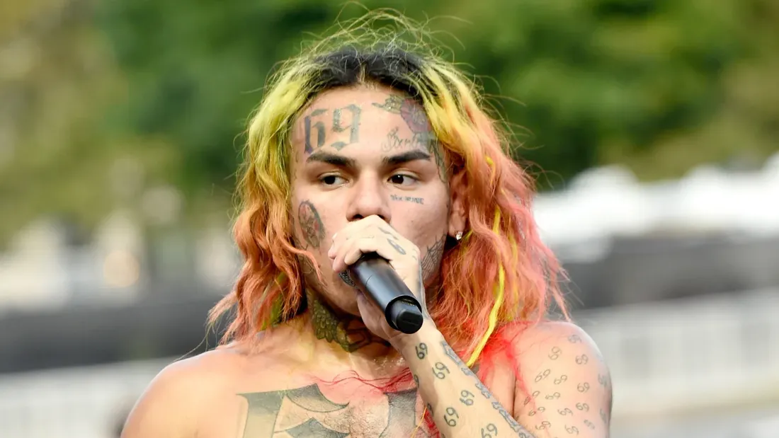  6ix9ine fait accident de voiture alcoolisé ! (vidéo)