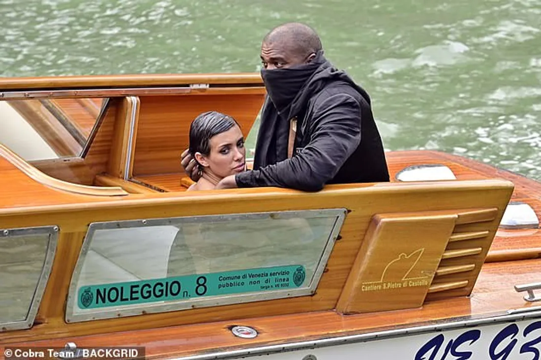 Kanye West et Bianca Censori sont bannis à vie après leur balade coquine sur un bateau.