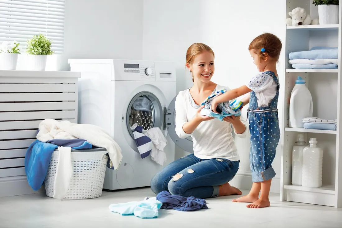 Dès l'enfance, les filles plus actives dans les tâches ménagères que les garçons