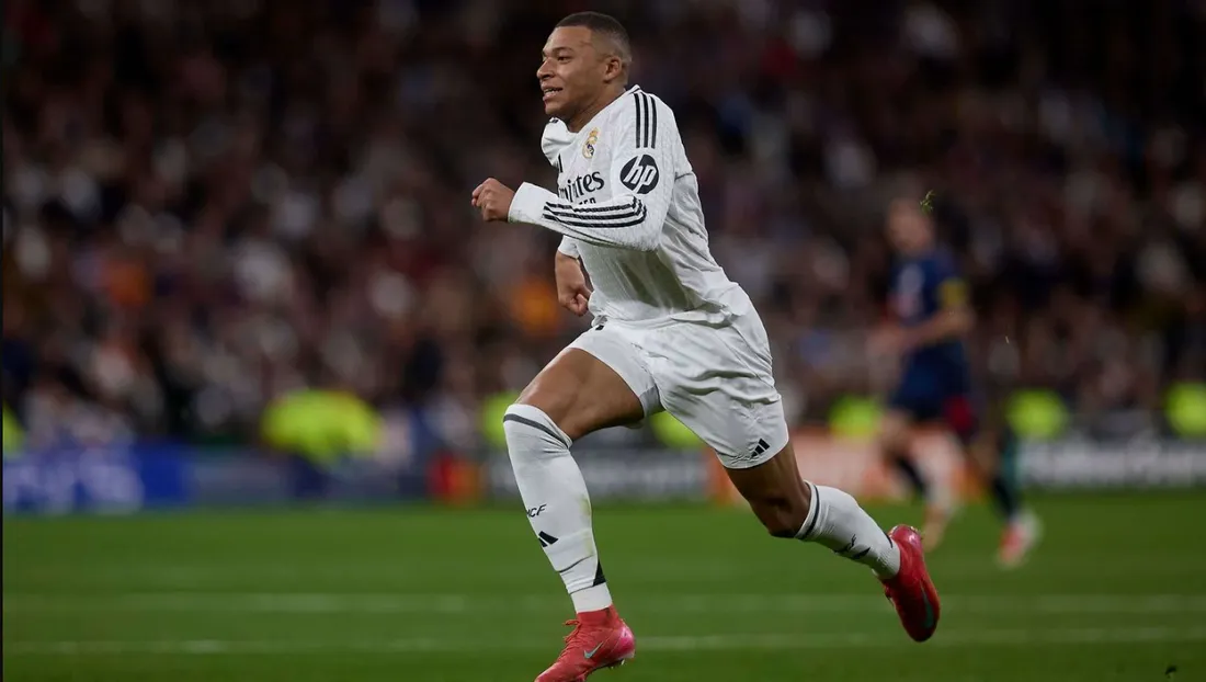 Kylian Mbappé, de la critique à l'ovation : le vent tourne-t-il pour l'étoile du Real Madrid ?