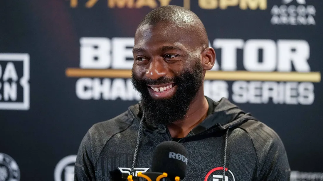Cédric Doumbé se proclame icône du MMA français