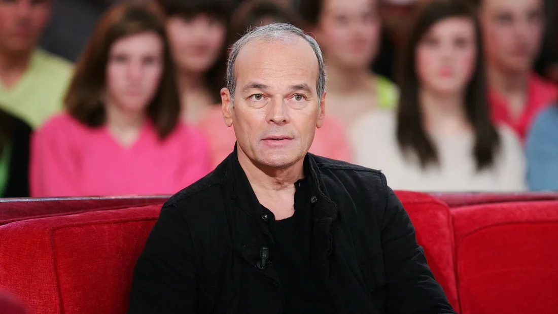 Laurent Baffie exprime des regrets pour ses blagues passées jugées sexistes