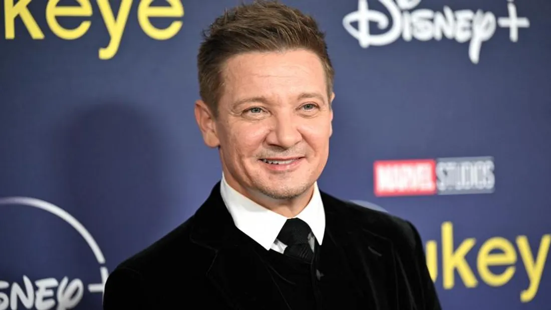 Jeremy Renner : l'acteur d'Avengers dans un "état critique" après un déneigement 