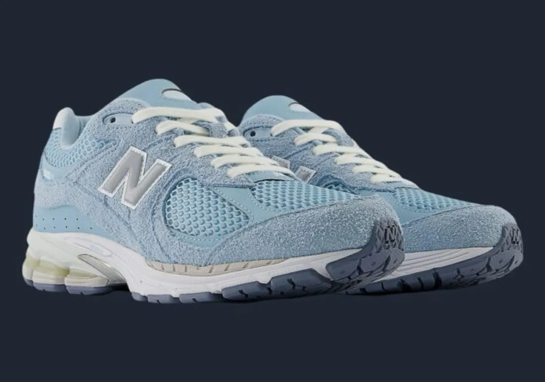 La Nouvelle Balance 2002R se pare de Bleu Ciel Éclatant