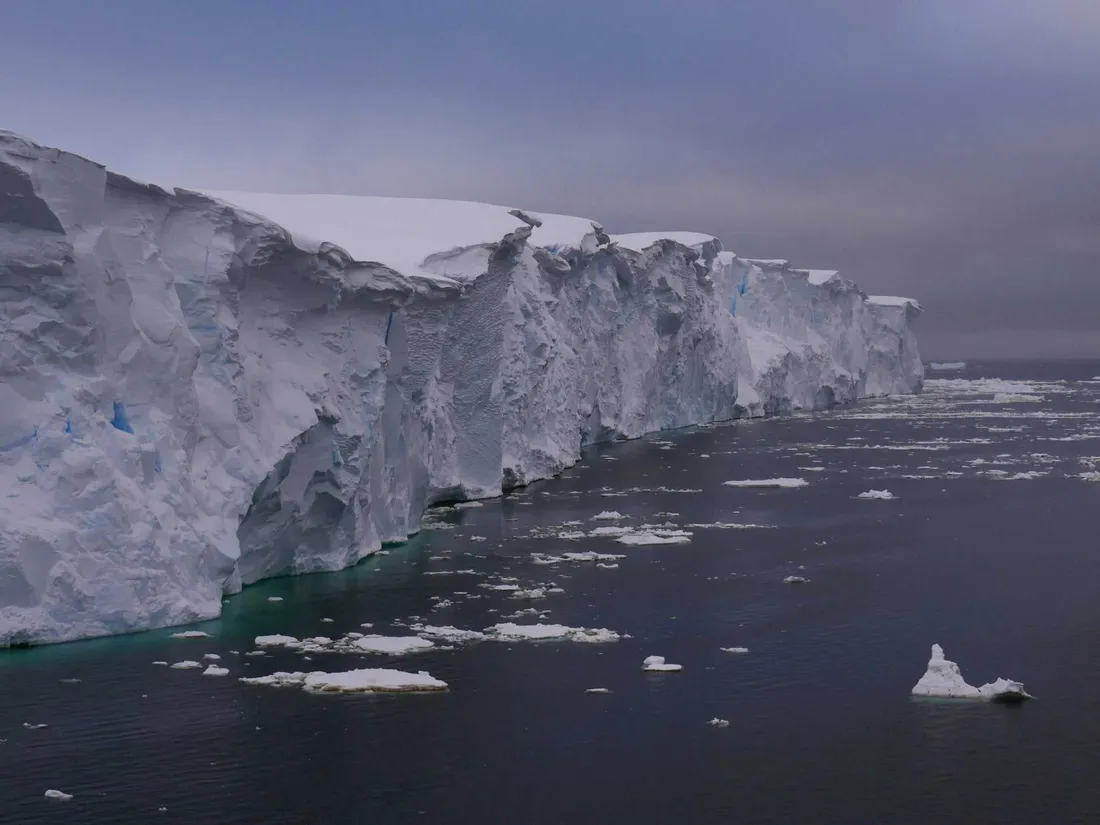 Thwaites le glacier de l'apocalypse, ne tient plus qu'à un fil selon les scientifiques !