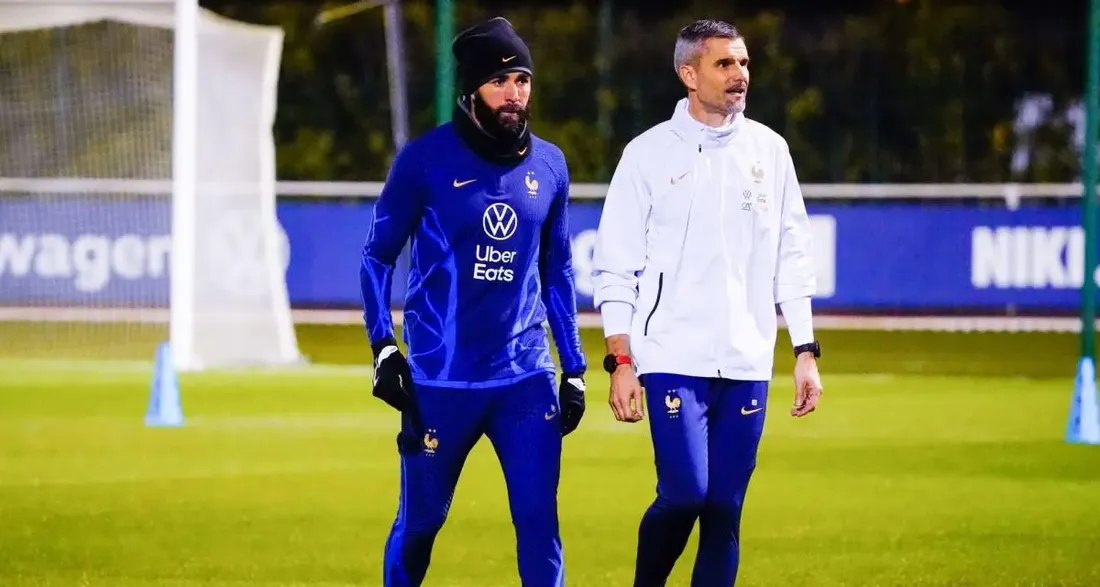 Karim Benzema : son coach tacle le staff des Bleus 
