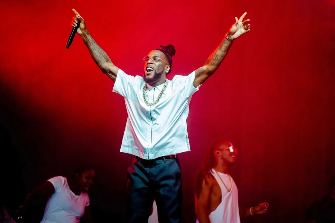 Burna Boy annonce un concert au Stade de France en 2025