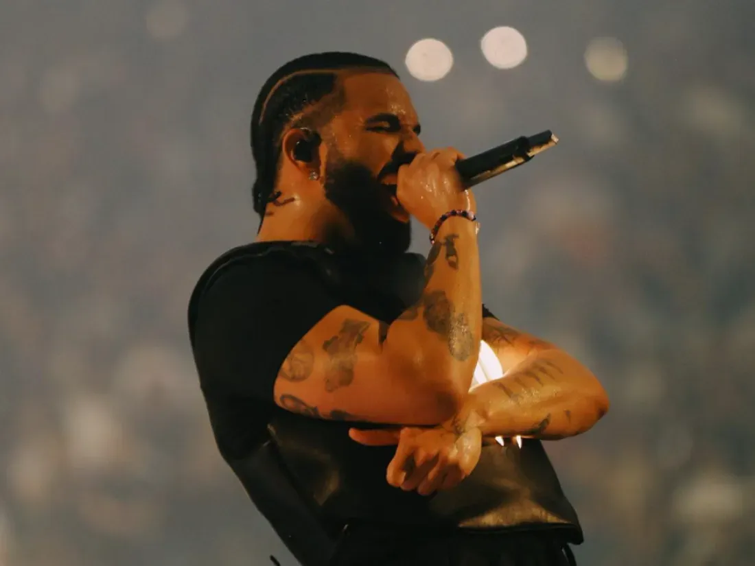 Drake : un geste généreux en plein concert