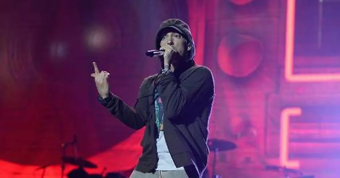 Eminem se fait défier dans un rap battle : la tension monte !