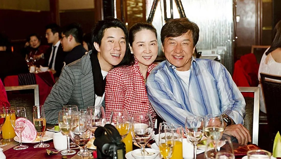 Jackie Chan explique pourquoi il ne veut pas que son fils touche son héritage !