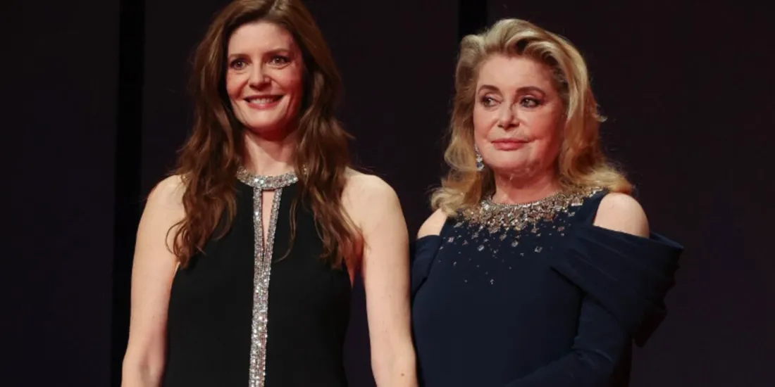 Catherine Deneuve fait une grosse boulette en direct au Festival de Cannes 2023 (VIDÉO)