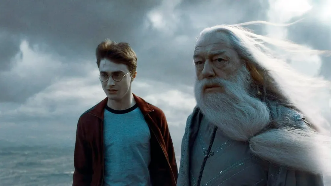 Adieu à Dumbledore : Daniel Radcliffe rend hommage à Michael Gambon