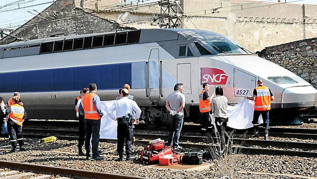 Appel à témoins : mystère autour de la mort d'une jeune femme accrochée à un TGV