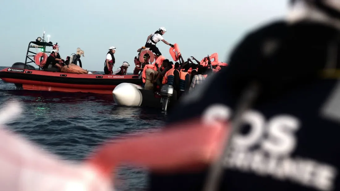  Naufrage meurtrier de plus de 60 migrants en Méditerranée 