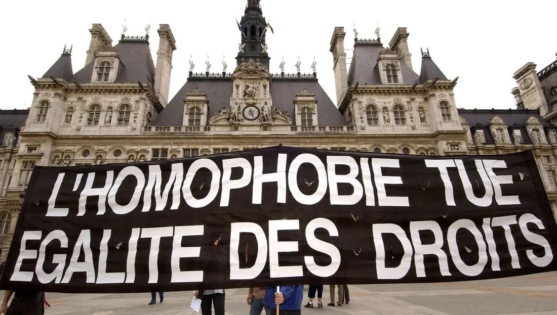L'appel de la communauté LGBT : "L'homophobie tue, il faut agir"