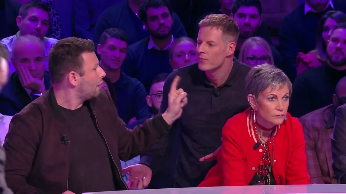 Clash violent entre Matthieu Delormeau et Raymond : « Toi, tu as conduit dix ans bourré » 