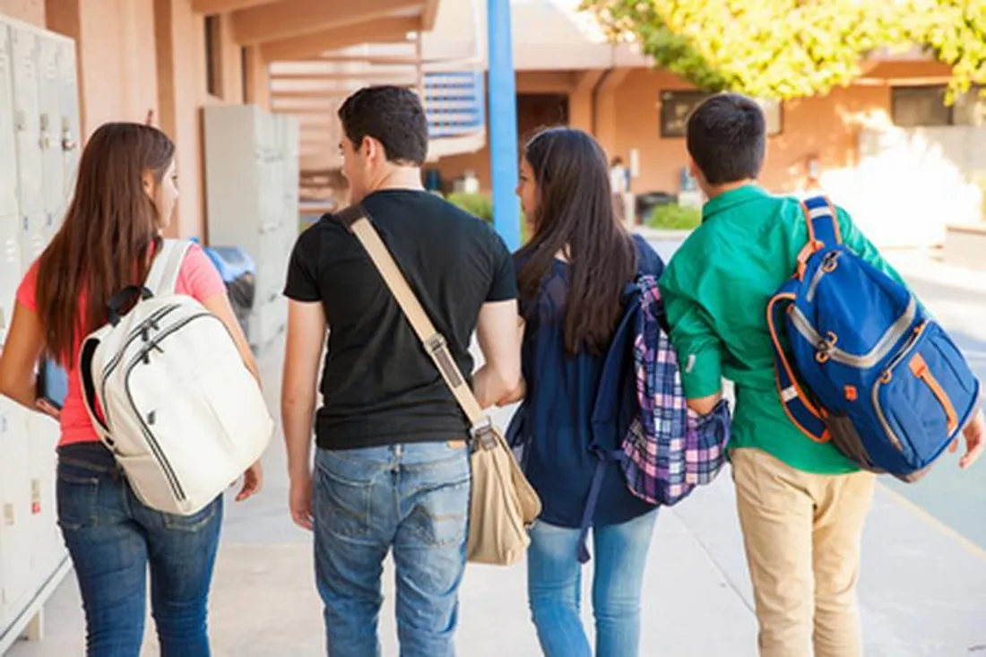 Des contrôles aléatoires de sacs devant les lycées et collèges à partir de ce jeudi