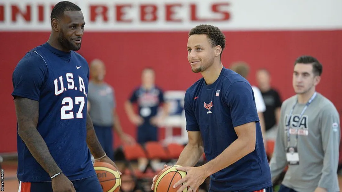 L'incroyable duo LeBron James et Stephen Curry dans leur premier match ensemble