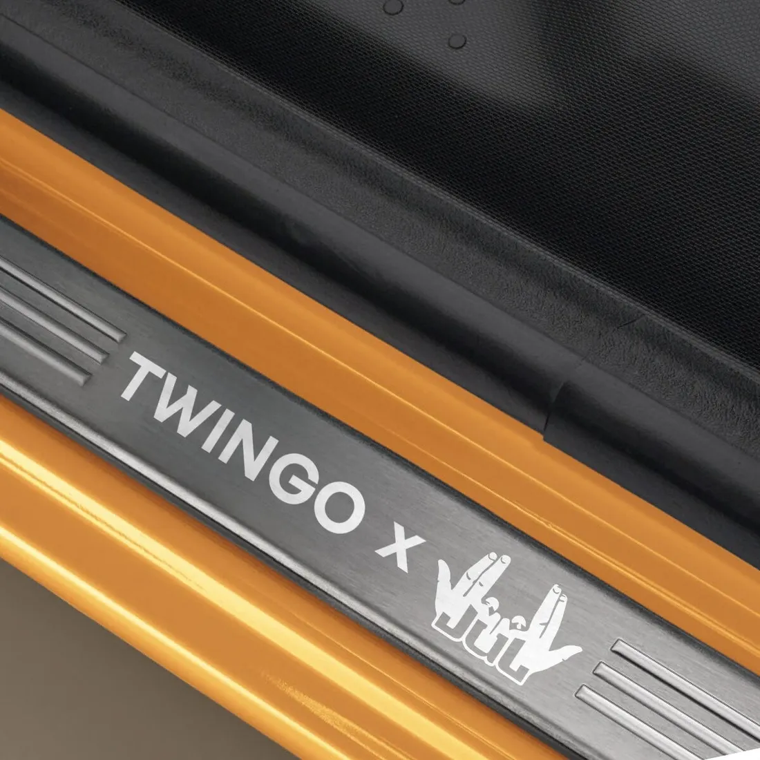 Renault : une Twingo édition Jul pour célébrer son album 'Décennie' ?