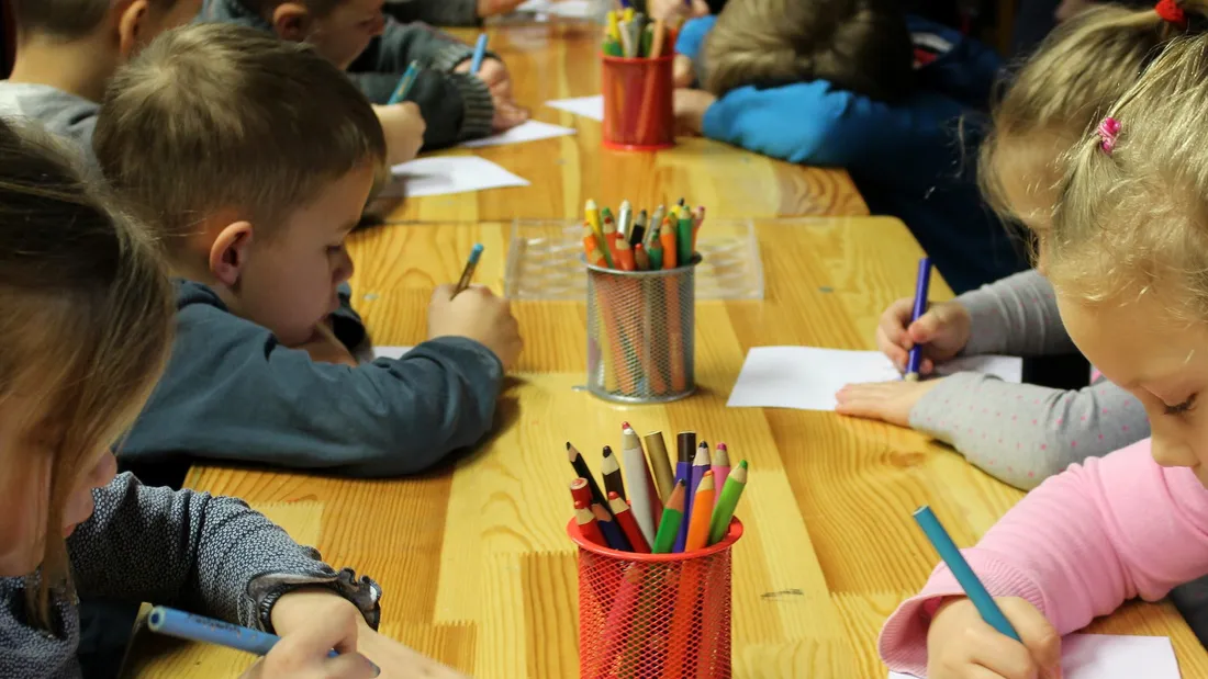 Enfants - école - classe