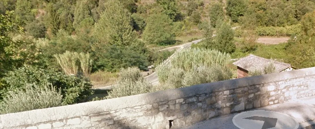 [ Société ] Des dizaines de ponts coupés et évacuations en cours
