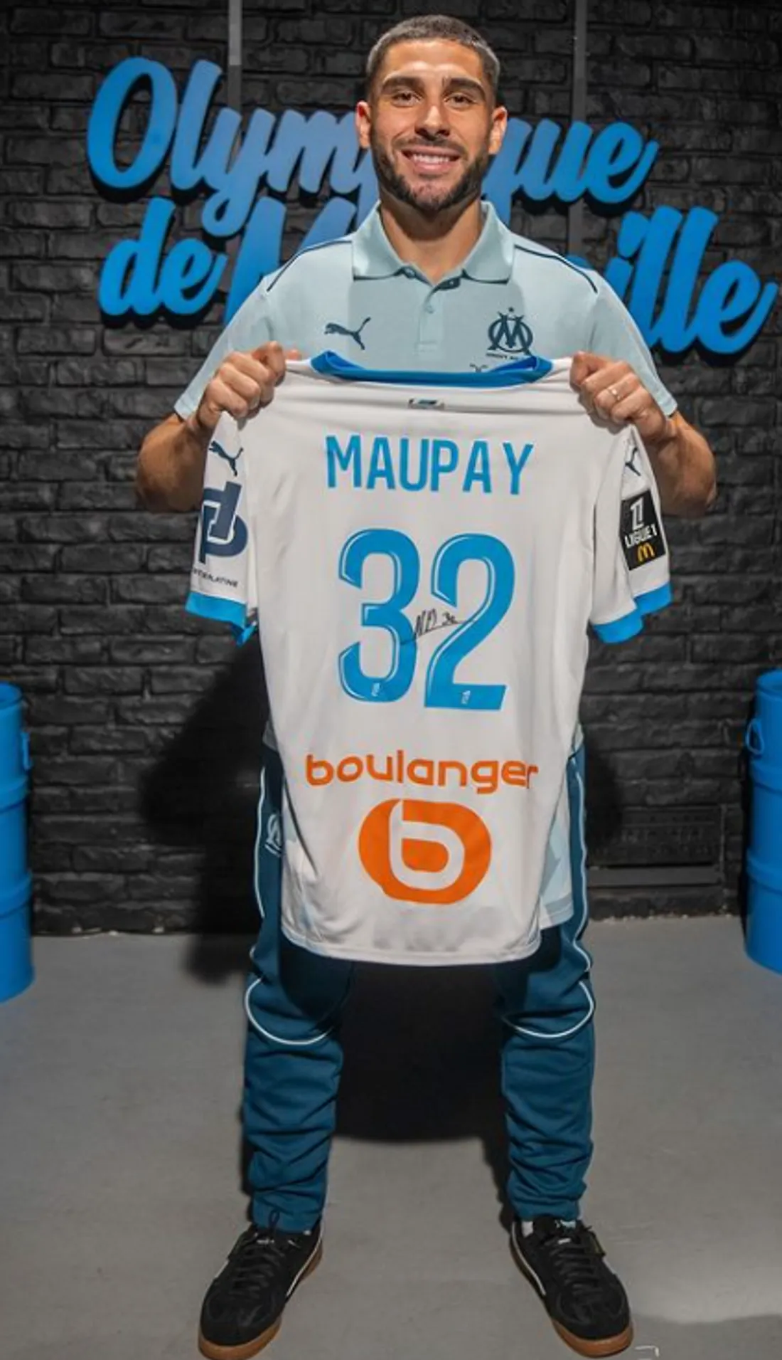 Neal Maupay devient officiellement le nouvel attaquant de l'Olympique de Marseille