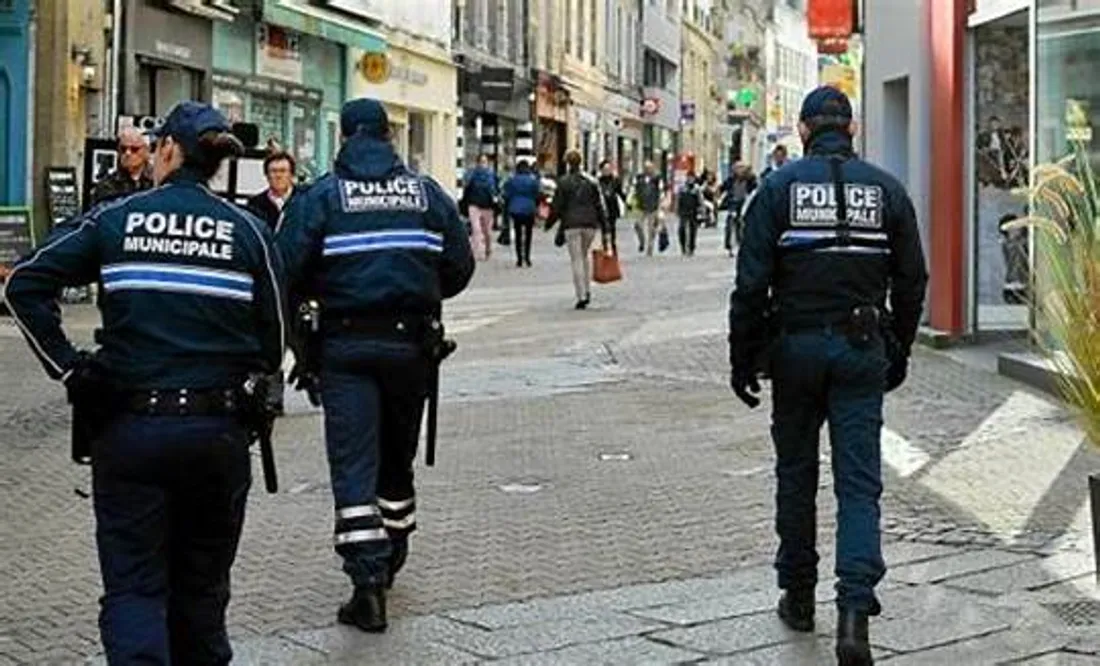 Marseille : Baisse alarmante des effectifs policiers malgré les promesses gouvernementales