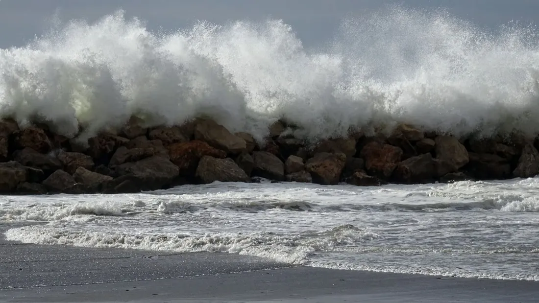 Tsunami sur les côtes méditerranéennes d'ici 30 ans : "Une probabilité proche de 100 %"