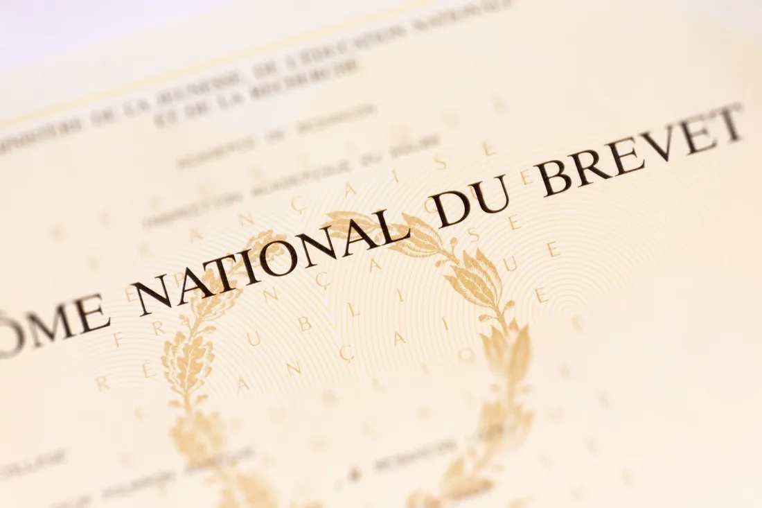 Le Brevet, obligatoire pour entrer en seconde dès 2027 : une nouvelle réforme éducative