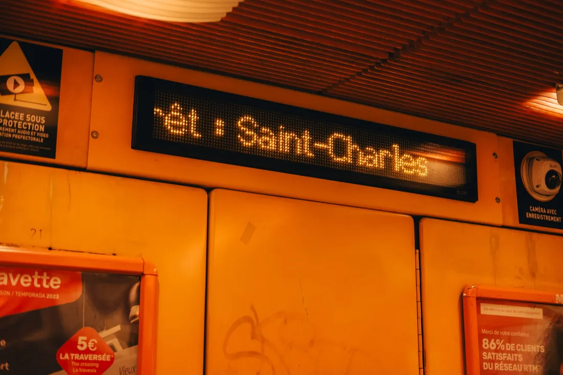 partir de ce soir que le dernier métro marseillais sera à 21h30.