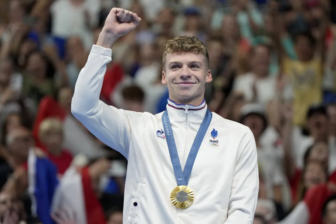  Léon Marchand de retour dans les bassins : cap sur les Mondiaux de Singapour