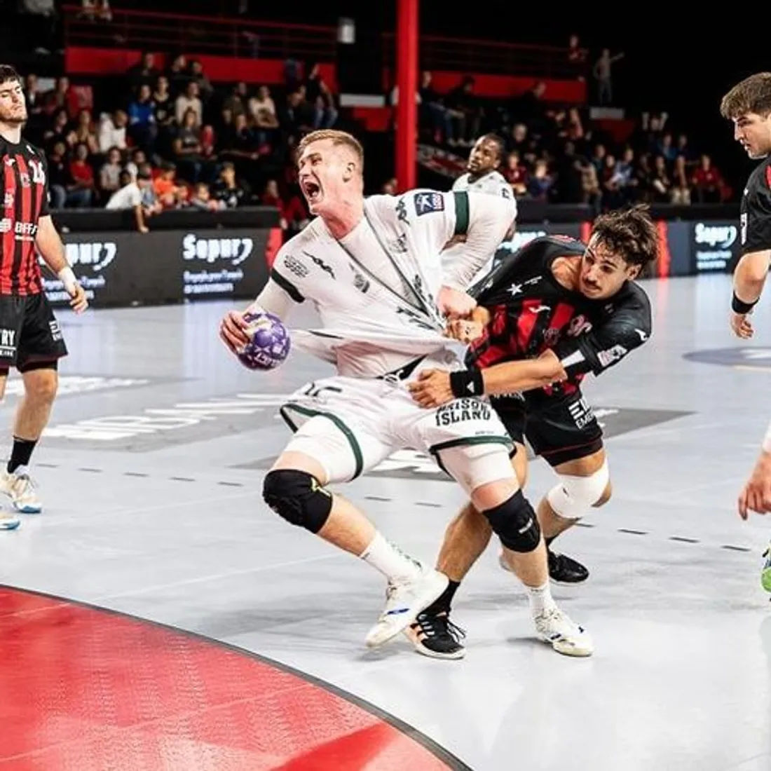 [ SPORT - HANDBALL ] LIQUIMOLLY STARLIGUE: VICTOIRE 28-31 de l'USAM Nîmes Gard face à Ivry !