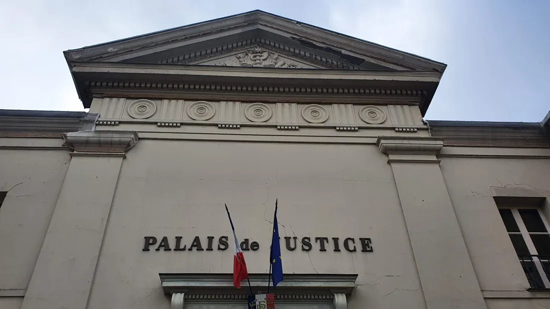 palais justice chartres