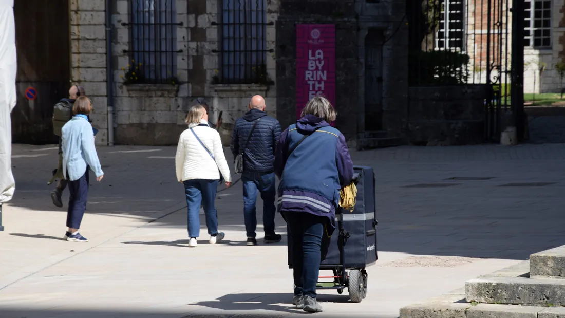 passant à Chartres