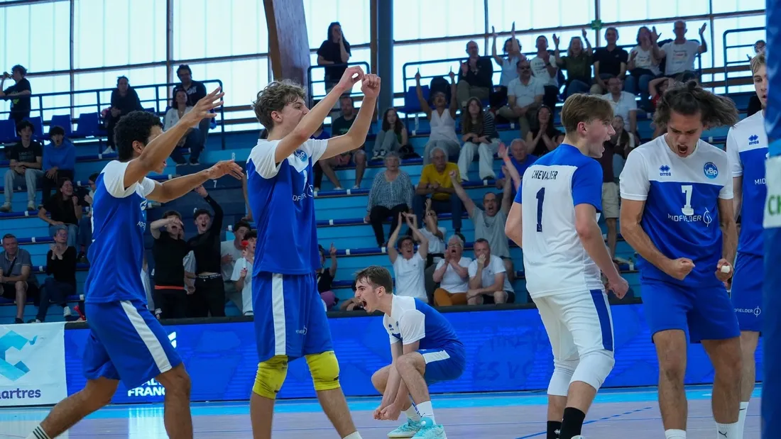 VOLLEY M18 niort