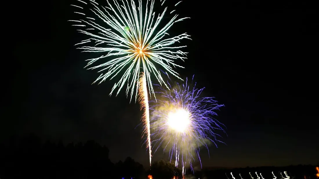 feu artifice nuit