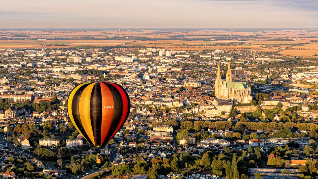 montgolfières cathédrale chartres