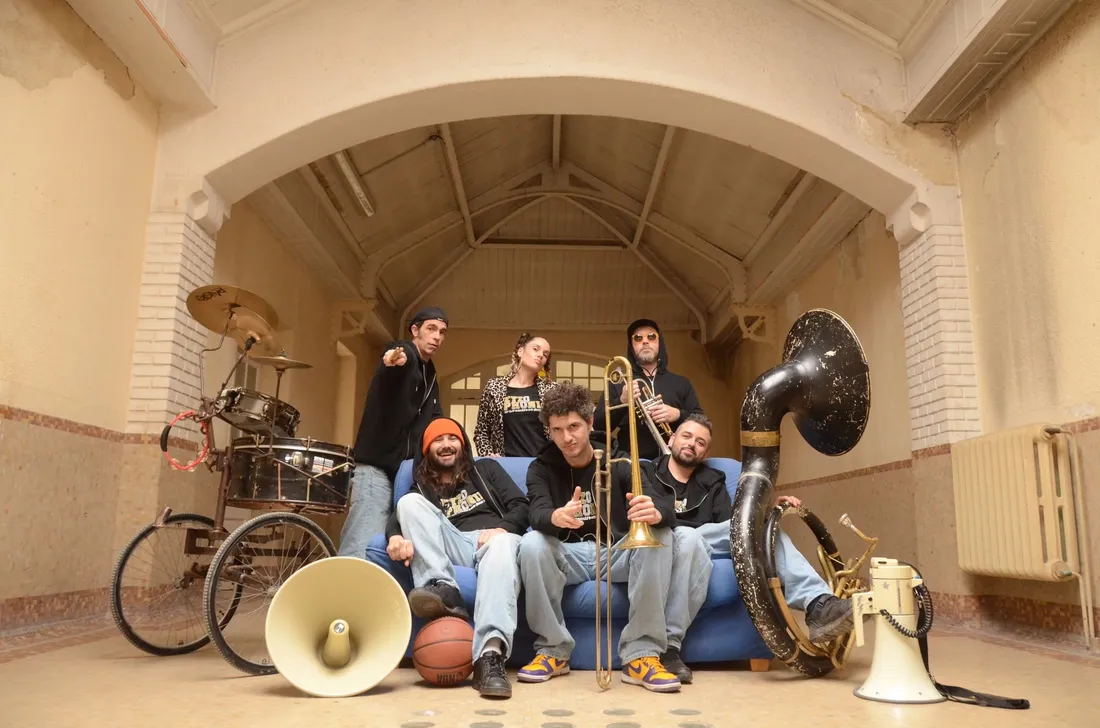 CHÂTEAUDUN - Concert : Skyzophonik