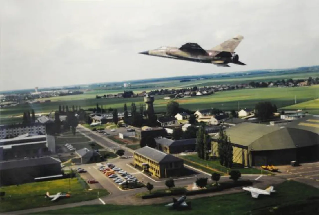 BA 279