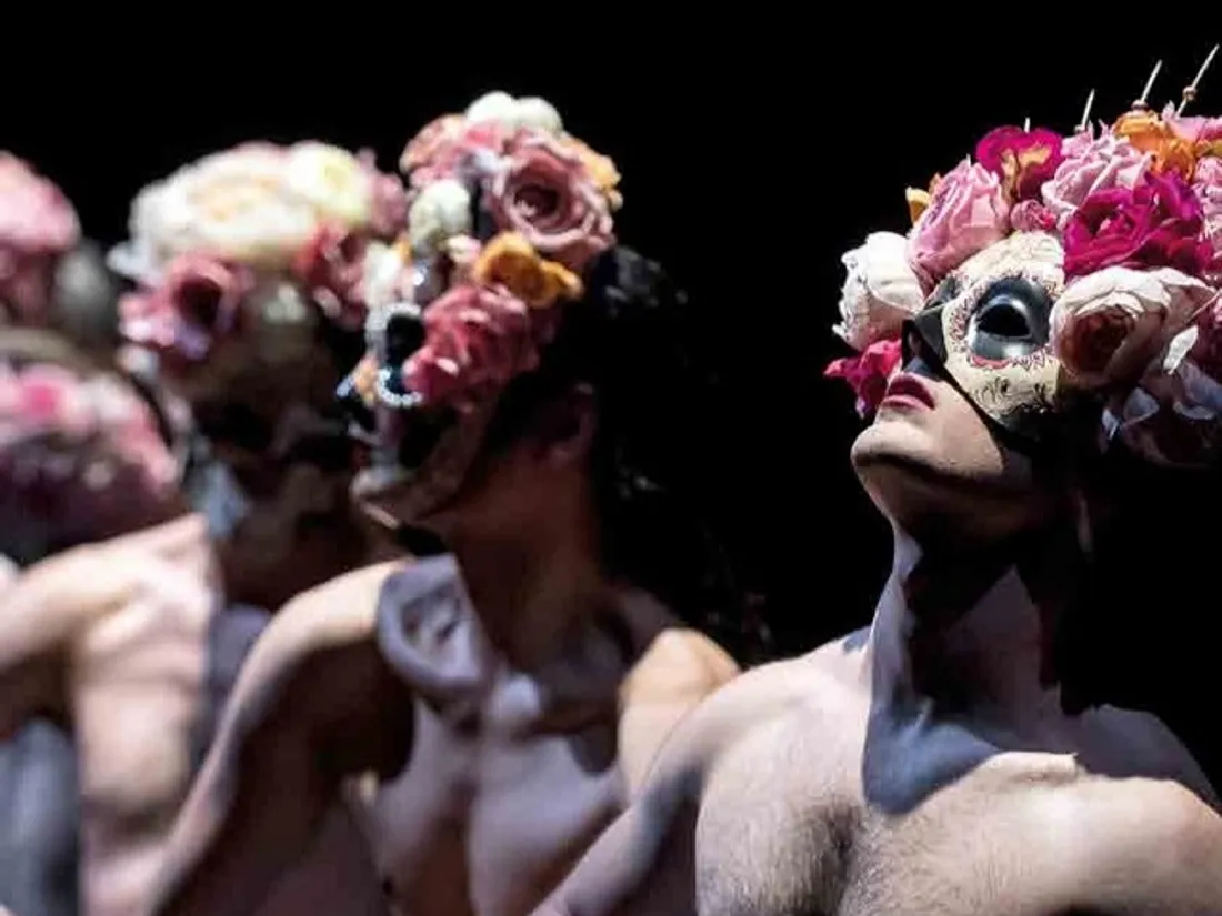 ORLÉANS (45) - Danse : Sous les fleurs