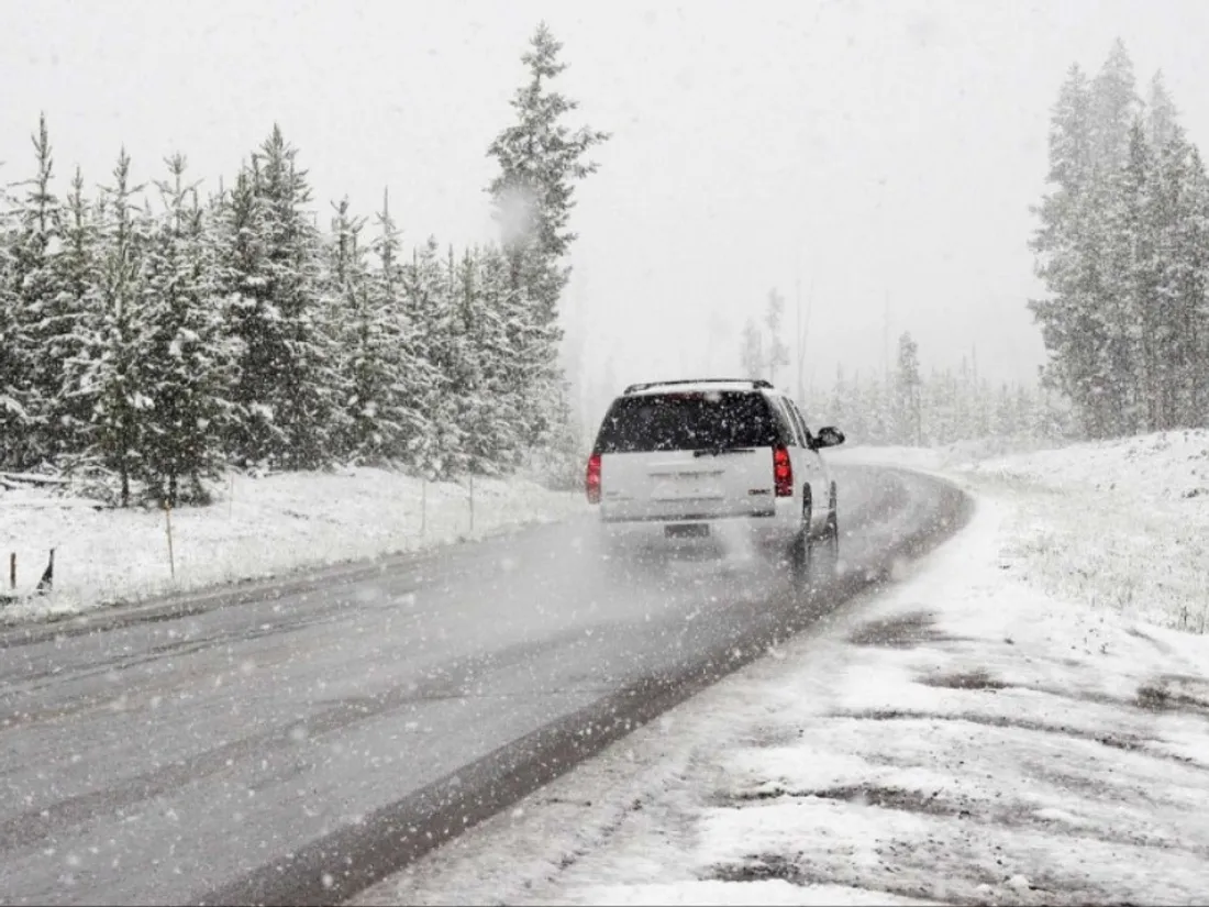 Neige, verglas : 54 départements en vigilance orange